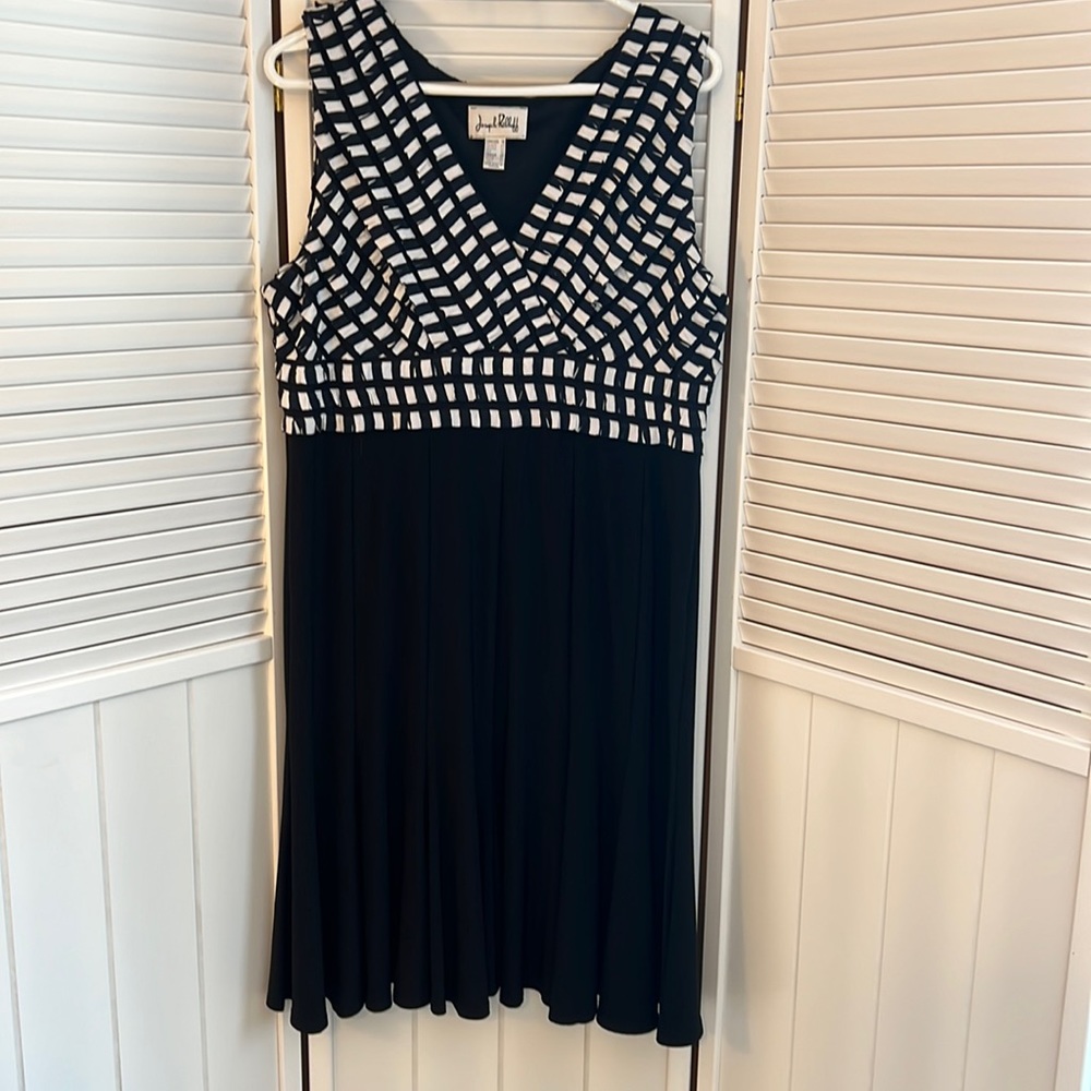 Joseph Ribkoff super cute dress